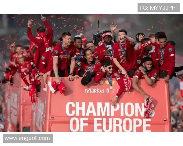 英超联赛即将迎来激烈对决!曼城vs利物浦顶级巨头对决引燃球迷热情 英超联赛即将迎来激烈对决!曼城vs利物浦顶级巨头对决引燃球迷热情